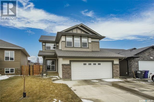 231 Gillies St, House detached with 4 bedrooms, 3 bathrooms and null parking in Saskatoon SK | Card Image