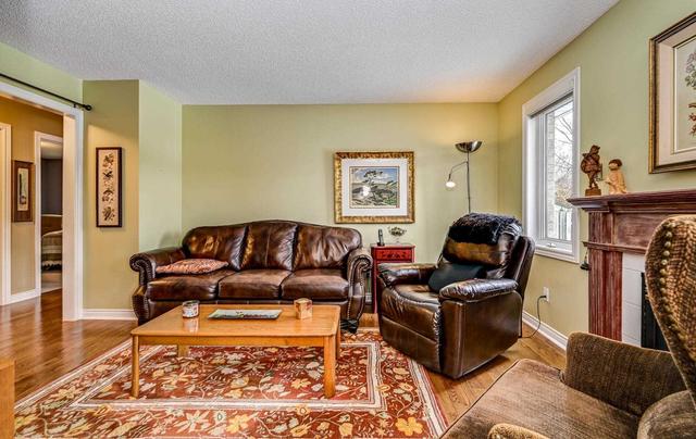 13 Wabbokish Crt, House detached with 2 bedrooms, 2 bathrooms and 4 parking in Clarington ON | Image 7