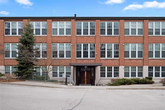 116 - 543 Timothy St, Condo with 1 bedrooms, 1 bathrooms and 2 parking in Newmarket ON | Image 1