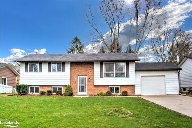 97 Farrar Street, House detached with 3 bedrooms, 2 bathrooms and 5 parking in Meaford ON | Image 1