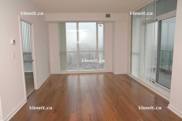 2812 - 70 Forest Manor Rd, Condo with 2 bedrooms, 2 bathrooms and 1 parking in Toronto ON | Image 2