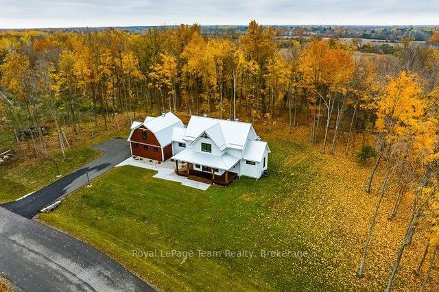 2 Comeau Crt, House detached with 3 bedrooms, 3 bathrooms and 6 parking in North Grenville ON | Image 12