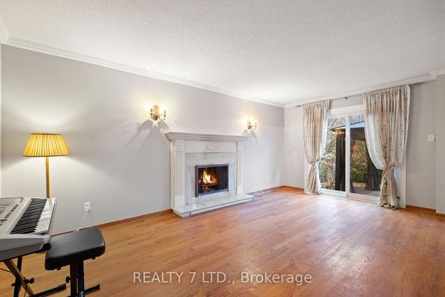 105 Cherry Hills Dr, House detached with 4 bedrooms, 4 bathrooms and 4 parking in Vaughan ON | Image 24