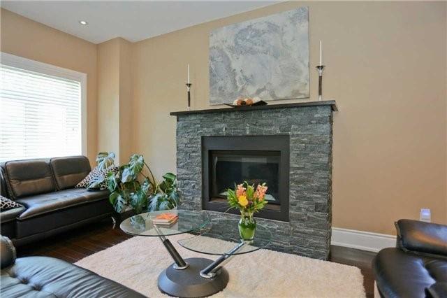 35 Rothsay Ave, House detached with 4 bedrooms, 4 bathrooms and 4 parking in Toronto ON | Image 5