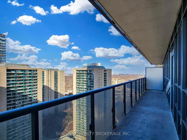 2122 - 5 Sheppard Ave E, Condo with 2 bedrooms, 2 bathrooms and 1 parking in Toronto ON | Image 22