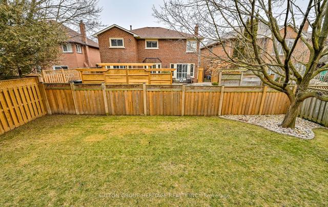 52 Milner Cres, House detached with 4 bedrooms, 3 bathrooms and 4 parking in Ajax ON | Image 22