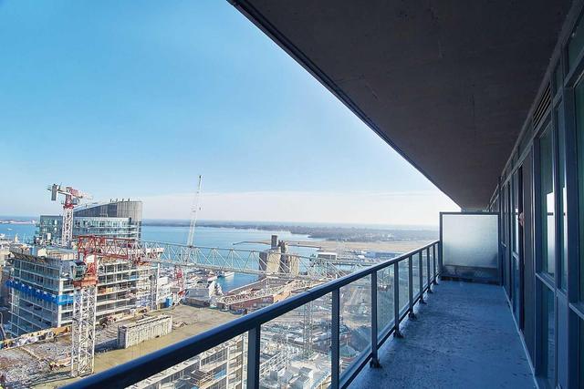 Lph05 - 20 Bruyeres Mews, Condo with 2 bedrooms, 2 bathrooms and 1 parking in Toronto ON | Image 3
