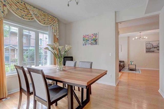 20 - 2 Alpen Way, Townhouse with 4 bedrooms, 3 bathrooms and 2 parking in Markham ON | Image 2