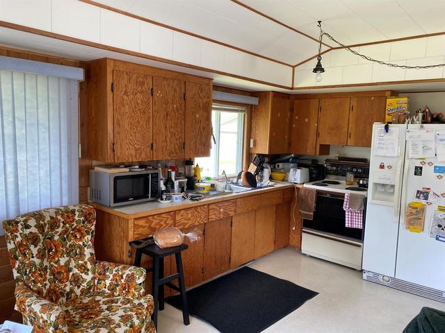 403049 Rge Rd 8 4, House detached with 2 bedrooms, 1 bathrooms and null parking in Clearwater County AB | Image 2