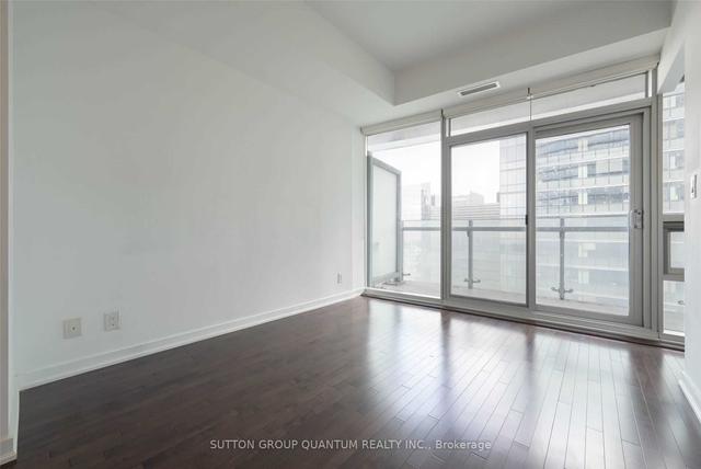 3809 - 12 York St, Condo with 1 bedrooms, 1 bathrooms and 1 parking in Toronto ON | Image 17