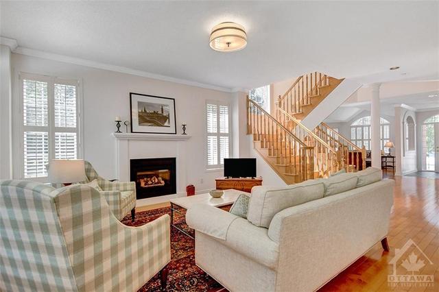 1606 Forest Ridge Place, House detached with 5 bedrooms, 5 bathrooms and 9 parking in Ottawa ON | Image 8