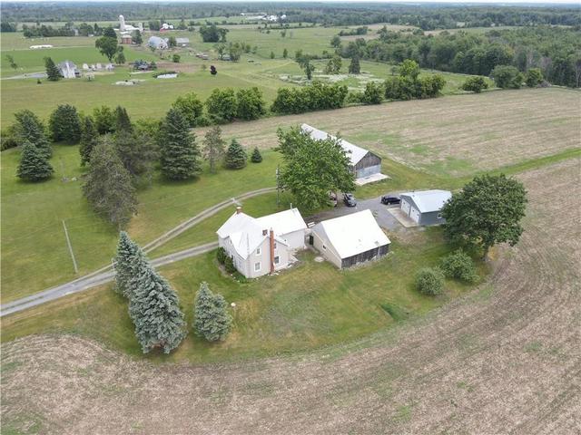 20522 Lochiel Road, House detached with 5 bedrooms, 1 bathrooms and 12 parking in North Glengarry ON | Image 16