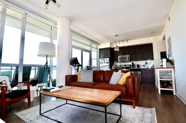 810 - 775 King St W, Condo with 2 bedrooms, 2 bathrooms and 1 parking in Toronto ON | Image 17