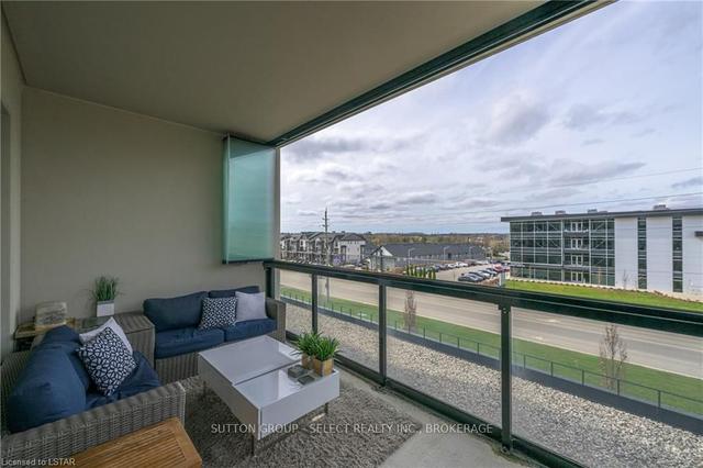 404 - 240 Villagewalk Blvd, Condo with 3 bedrooms, 2 bathrooms and 1 parking in London ON | Image 13