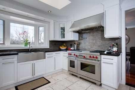 80 Apricot St, House detached with 3 bedrooms, 4 bathrooms and 6 parking in Markham ON | Image 4
