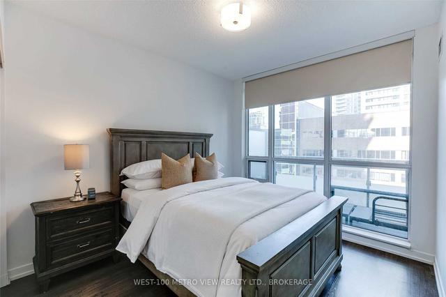 604 - 89 Dunfield Ave, Condo with 2 bedrooms, 2 bathrooms and 1 parking in Toronto ON | Image 4