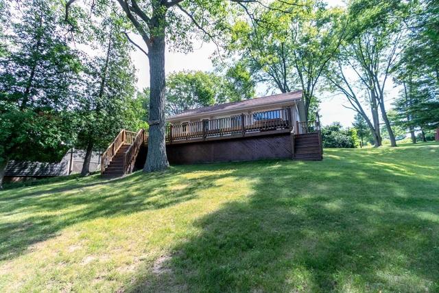 52 Cow Island, House detached with 2 bedrooms, 1 bathrooms and 0 parking in Otonabee South Monaghan ON | Image 4