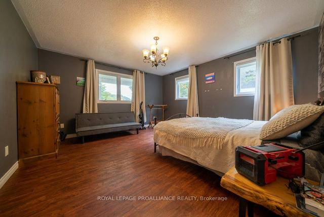 18776 Highway 41, House detached with 2 bedrooms, 2 bathrooms and 8 parking in Addington Highlands ON | Image 8