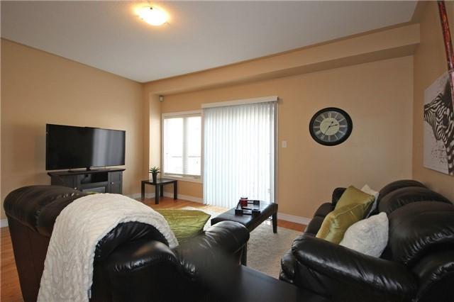 80 Evanwood Cres, House attached with 3 bedrooms, 3 bathrooms and 1 parking in Brampton ON | Image 20