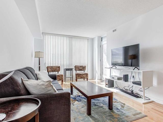 606 - 906 Sheppard Ave W, Condo with 2 bedrooms, 2 bathrooms and 1 parking in Toronto ON | Image 22