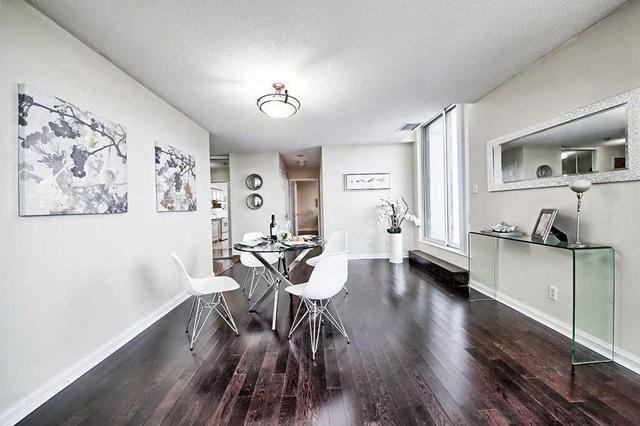 Uph 02 - 256 Doris Ave, Condo with 2 bedrooms, 2 bathrooms and 1 parking in Toronto ON | Image 8