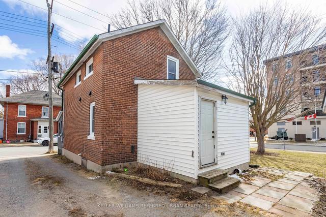 169 Hibernia St, House detached with 2 bedrooms, 2 bathrooms and 4 parking in Cobourg ON | Image 21