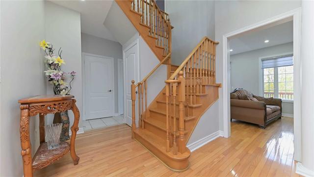 57 Thorndale Rd, House detached with 4 bedrooms, 4 bathrooms and 6 parking in Brampton ON | Image 3