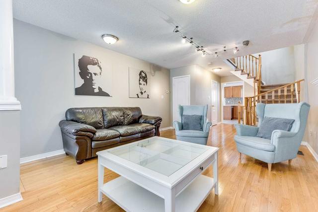 3297 Camberwell Dr, House semidetached with 3 bedrooms, 3 bathrooms and 3 parking in Mississauga ON | Image 11