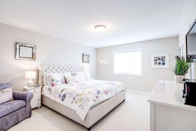 2231 Kwinter Rd, House detached with 4 bedrooms, 3 bathrooms and 1 parking in Oakville ON | Image 14