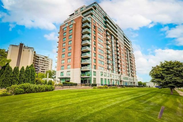 1405 - 1403 Royal York Rd, Condo with 2 bedrooms, 2 bathrooms and 1 parking in Toronto ON | Image 1