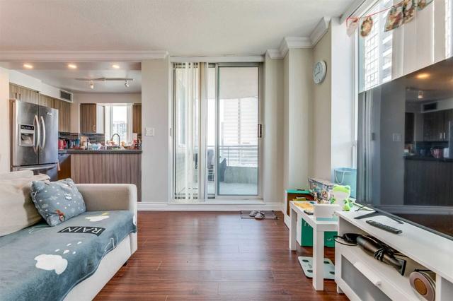 1108 - 8 Pemberton Ave, Condo with 2 bedrooms, 2 bathrooms and 1 parking in Toronto ON | Image 10