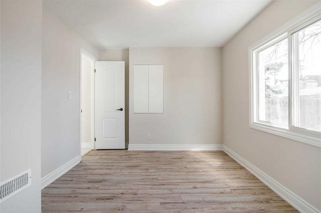 96 East 31st St, House detached with 3 bedrooms, 1 bathrooms and 5 parking in Hamilton ON | Image 24