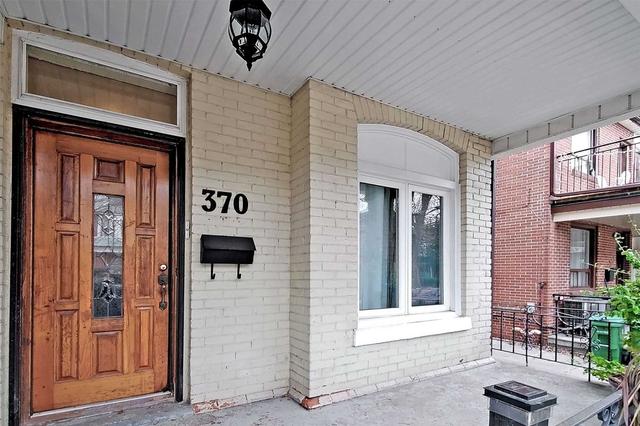 upper - 370 Delaware Ave, House semidetached with 2 bedrooms, 1 bathrooms and 0 parking in Toronto ON | Image 15