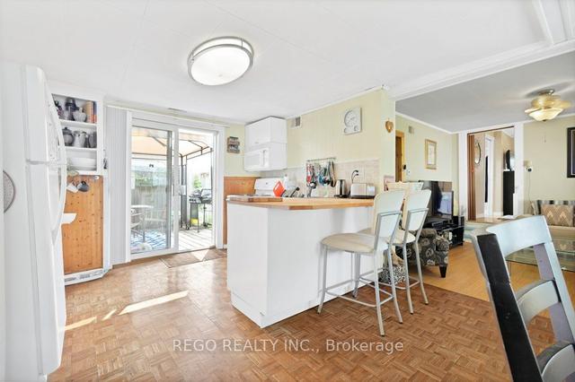 115 Oakwood Ave, House detached with 1 bedrooms, 1 bathrooms and 2 parking in Cambridge ON | Image 4