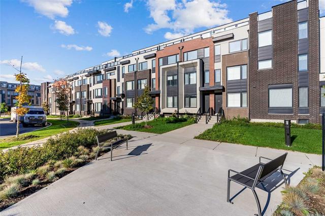 unit 2 - 189 William Duncan Rd, Townhouse with 2 bedrooms, 1 bathrooms and 1 parking in Toronto ON | Image 6