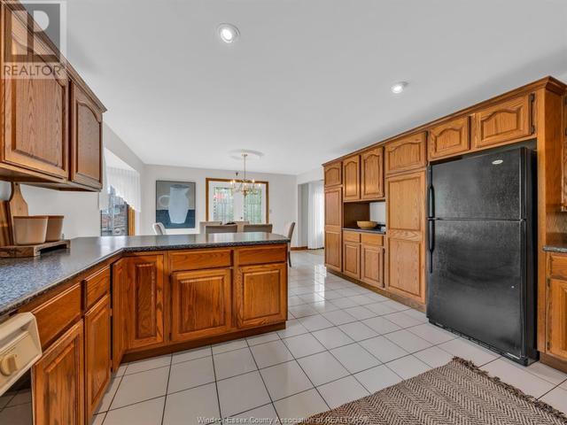 5818 Bagley, House detached with 3 bedrooms, 2 bathrooms and null parking in LaSalle ON | Image 18