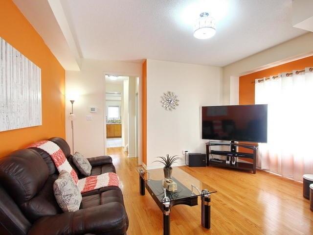 01 - 435 Hensall Circ, Townhouse with 2 bedrooms, 3 bathrooms and 1 parking in Mississauga ON | Image 5