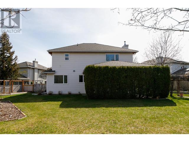 2955 Ridge Place, House detached with 5 bedrooms, 2 bathrooms and 6 parking in West Kelowna BC | Image 15