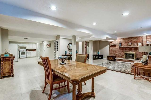 4 Avoca Dr, House detached with 4 bedrooms, 4 bathrooms and 6 parking in Markham ON | Image 30