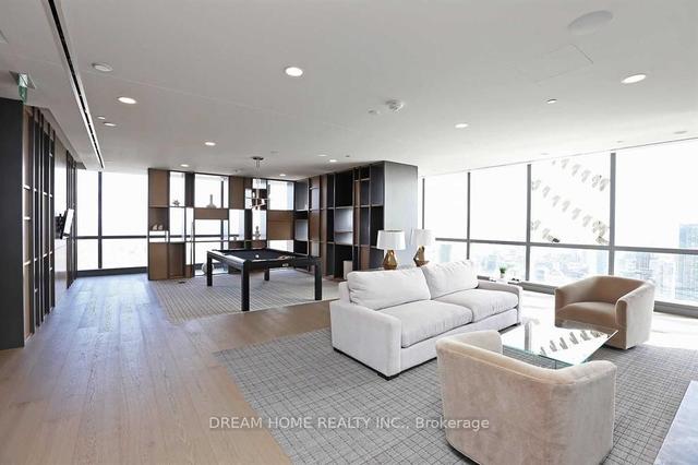 810 - 7 Grenville St, Condo with 1 bedrooms, 1 bathrooms and 0 parking in Toronto ON | Image 8