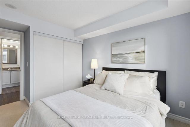 2106 - 5 Michael Power Pl, Condo with 1 bedrooms, 1 bathrooms and 1 parking in Toronto ON | Image 10