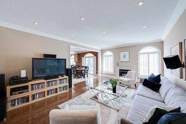 83 Cezanne Tr, House detached with 4 bedrooms, 5 bathrooms and 6 parking in Vaughan ON | Image 11