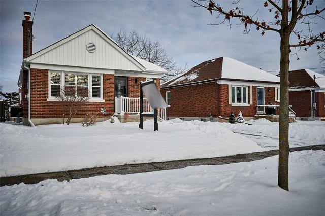 67 Highland Ave, House detached with 3 bedrooms, 2 bathrooms and 6 parking in Oshawa ON | Image 12