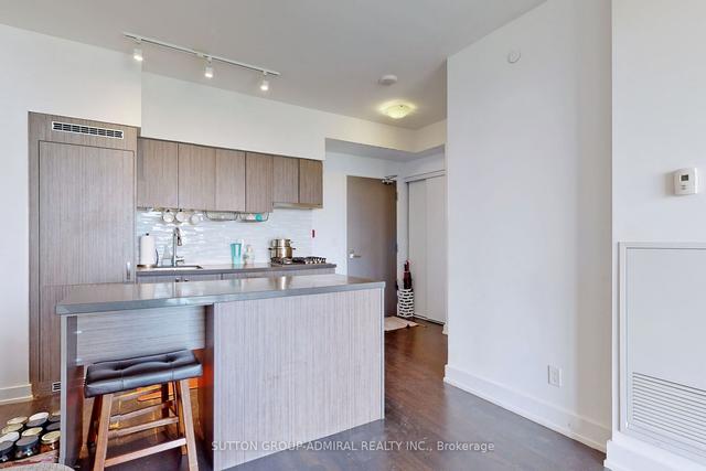 804 - 501 St Clair Ave W, Condo with 1 bedrooms, 1 bathrooms and 0 parking in Toronto ON | Image 8