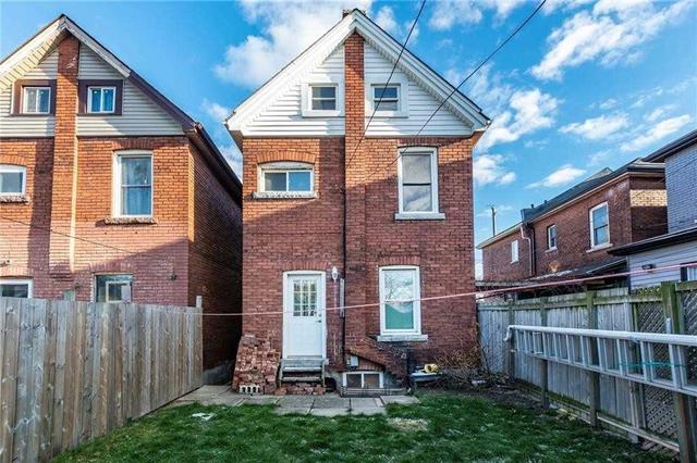 231 Rosslyn Ave N, House detached with 3 bedrooms, 3 bathrooms and 1 parking in Hamilton ON | Image 13