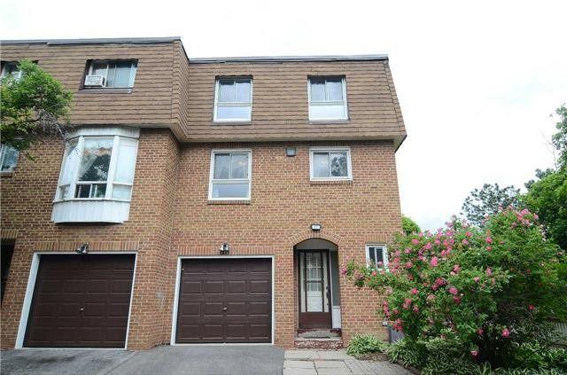 85 - 70 Crockamhill Dr, Townhouse with 3 bedrooms, 3 bathrooms and 2 parking in Toronto ON | Image 1