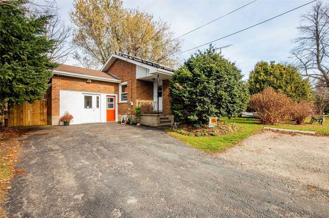 440 Main St W, House detached with 3 bedrooms, 2 bathrooms and 8 parking in Shelburne ON | Image 5