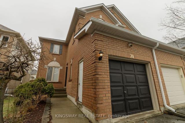 70 Fellowes Cres, House semidetached with 4 bedrooms, 4 bathrooms and 4 parking in Hamilton ON | Image 12