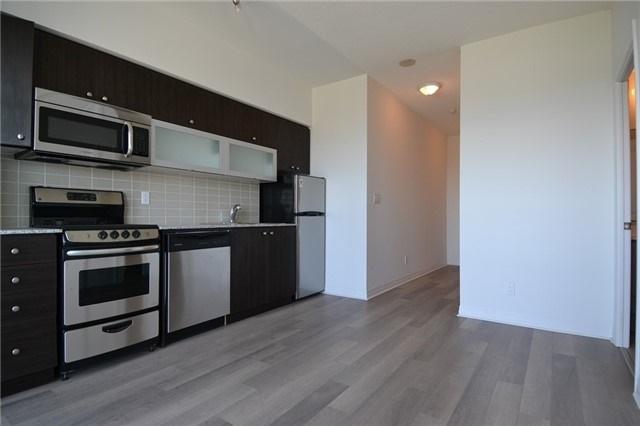 lph07 - 2015 Sheppard Ave E, Condo with 1 bedrooms, 1 bathrooms and 1 parking in Toronto ON | Image 3