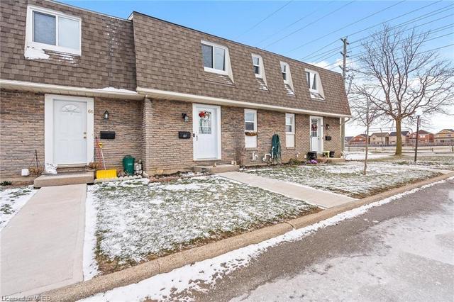 67 - 131 Rockwood Avenue, House attached with 3 bedrooms, 2 bathrooms and 1 parking in St. Catharines ON | Card Image
